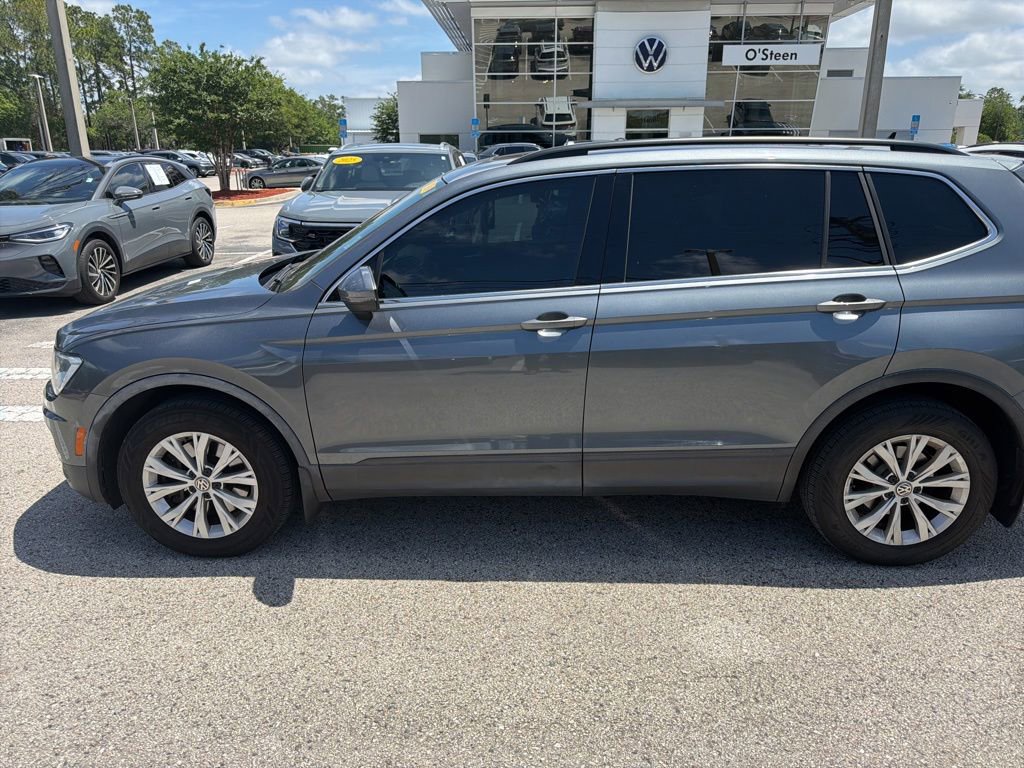 Used 2019 Volkswagen Tiguan SE FWD image 3