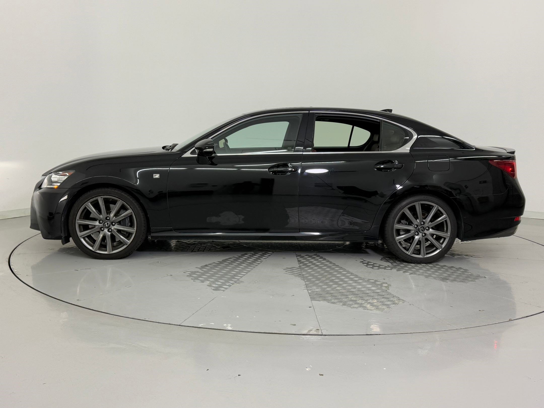 Used 2015 Lexus GS 350 image 2