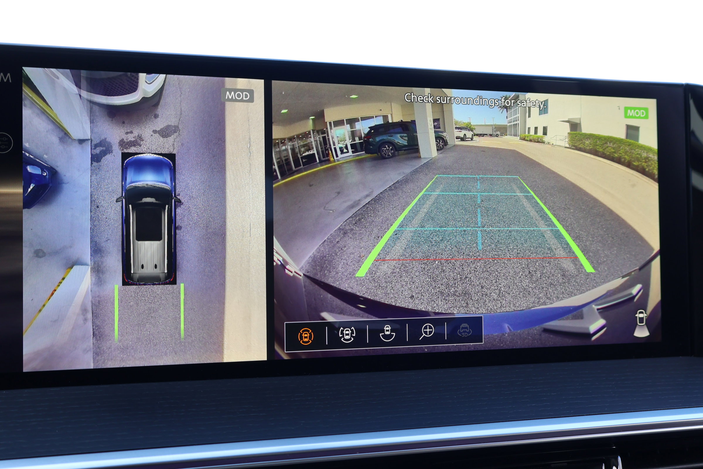 Certified 2025 INFINITI QX80 Sensory w/ Premium Cargo Package image 4