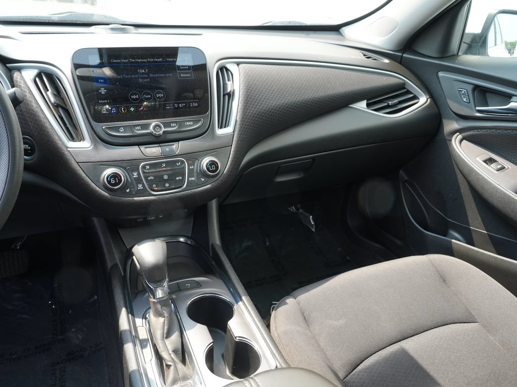 Used 2023 Chevrolet Malibu LT w/ Driver Confidence Package FWD image 21