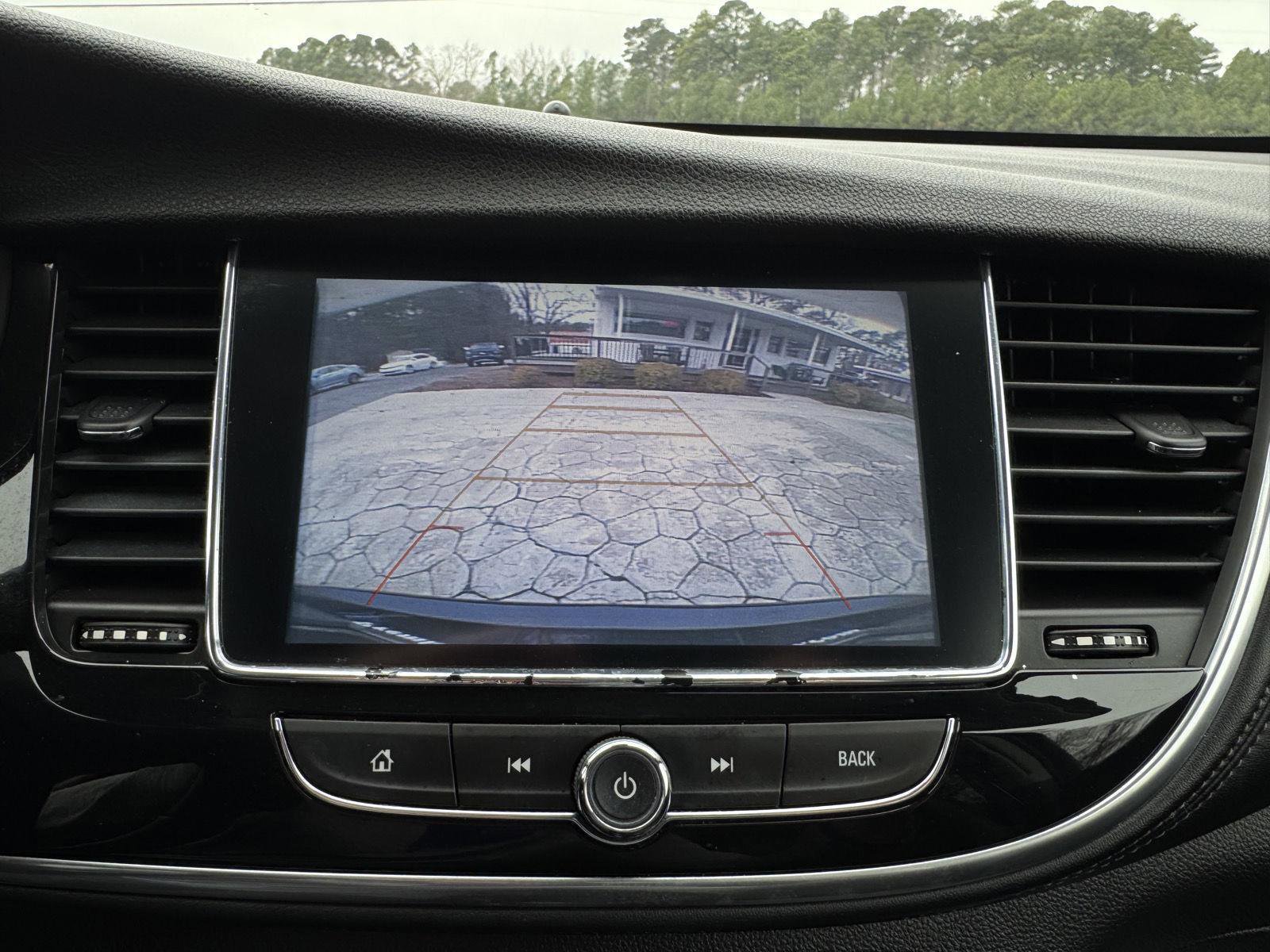 Used 2020 Buick Encore Preferred w/ Safety Package image 22