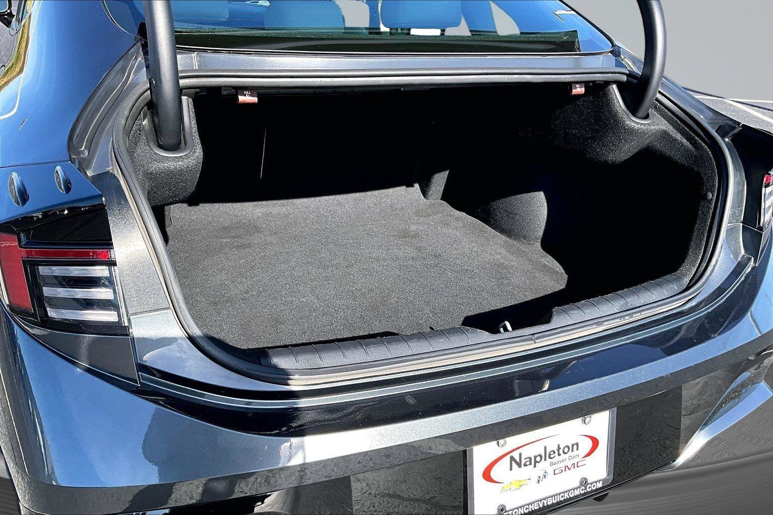 Used 2025 Hyundai Sonata SEL FWD image 5