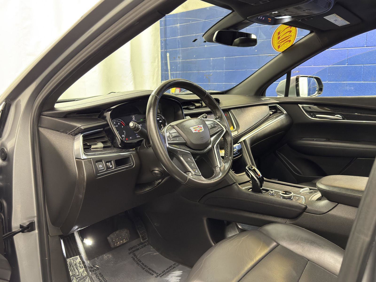 Used 2022 Cadillac XT5 Premium Luxury FWD image 21
