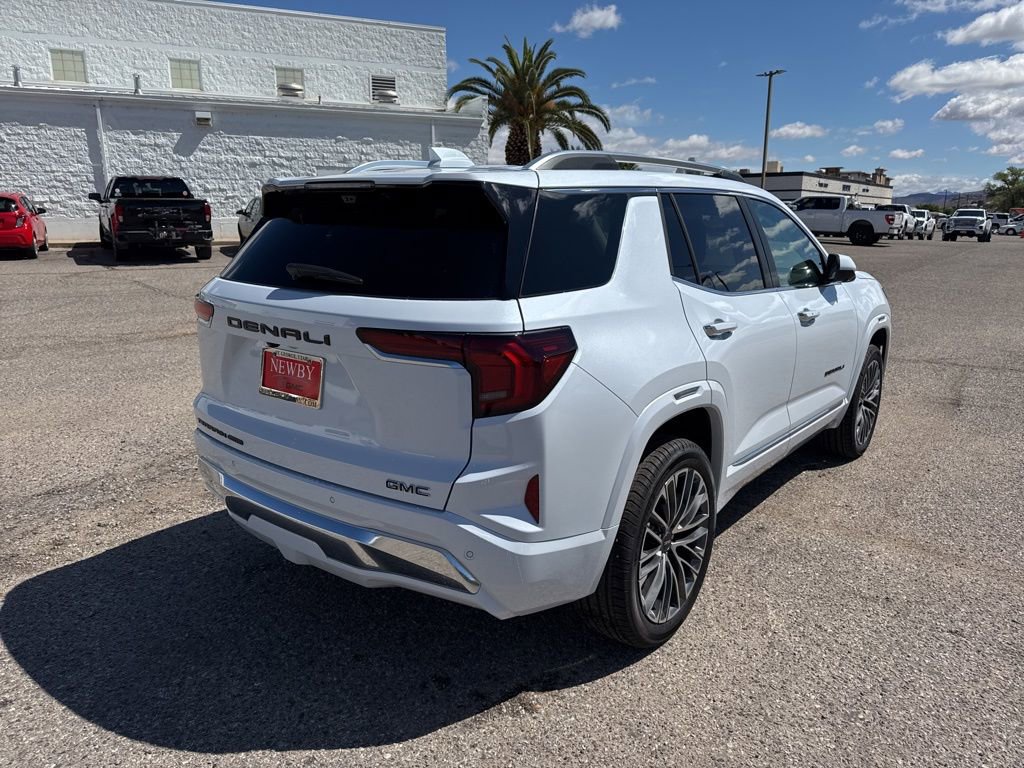 New 2026 GMC Terrain Denali w/ LPO, Black Badging Package AWD/4WD image 5