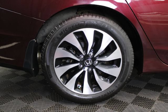 Used 2015 Honda Accord Touring image 5