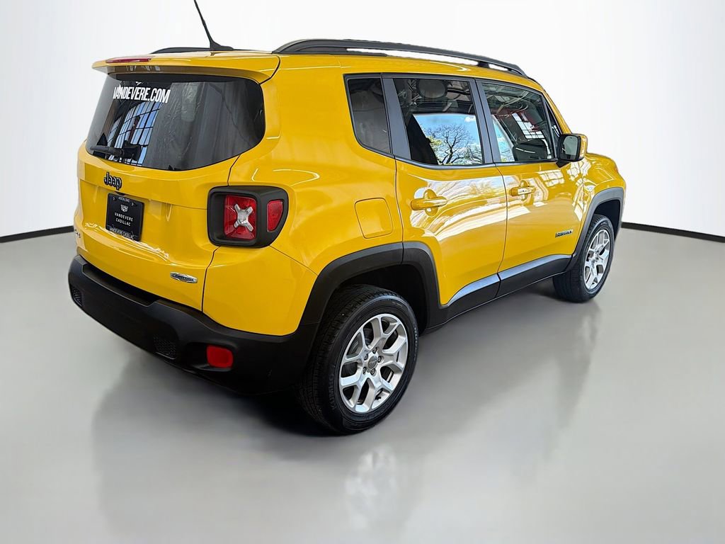 Used 2017 Jeep Renegade Latitude image 7