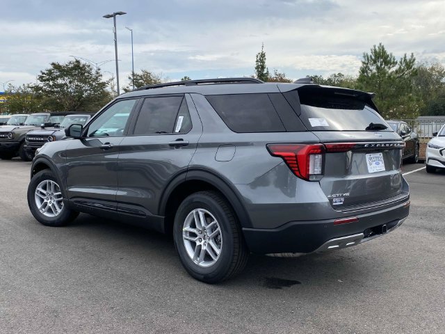 New 2026 Ford Explorer Active w/ Active Comfort Package RWD image 16