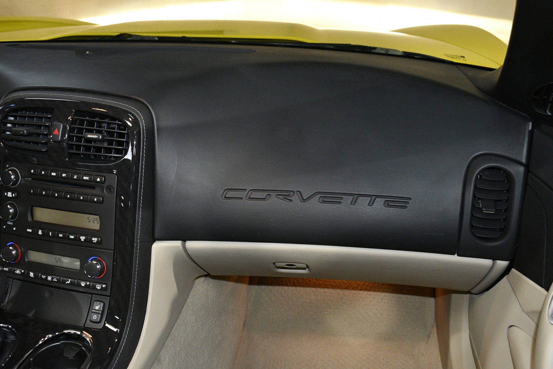 Used 2011 Chevrolet Corvette Grand Sport w/ Preferred Equipment Group image 24