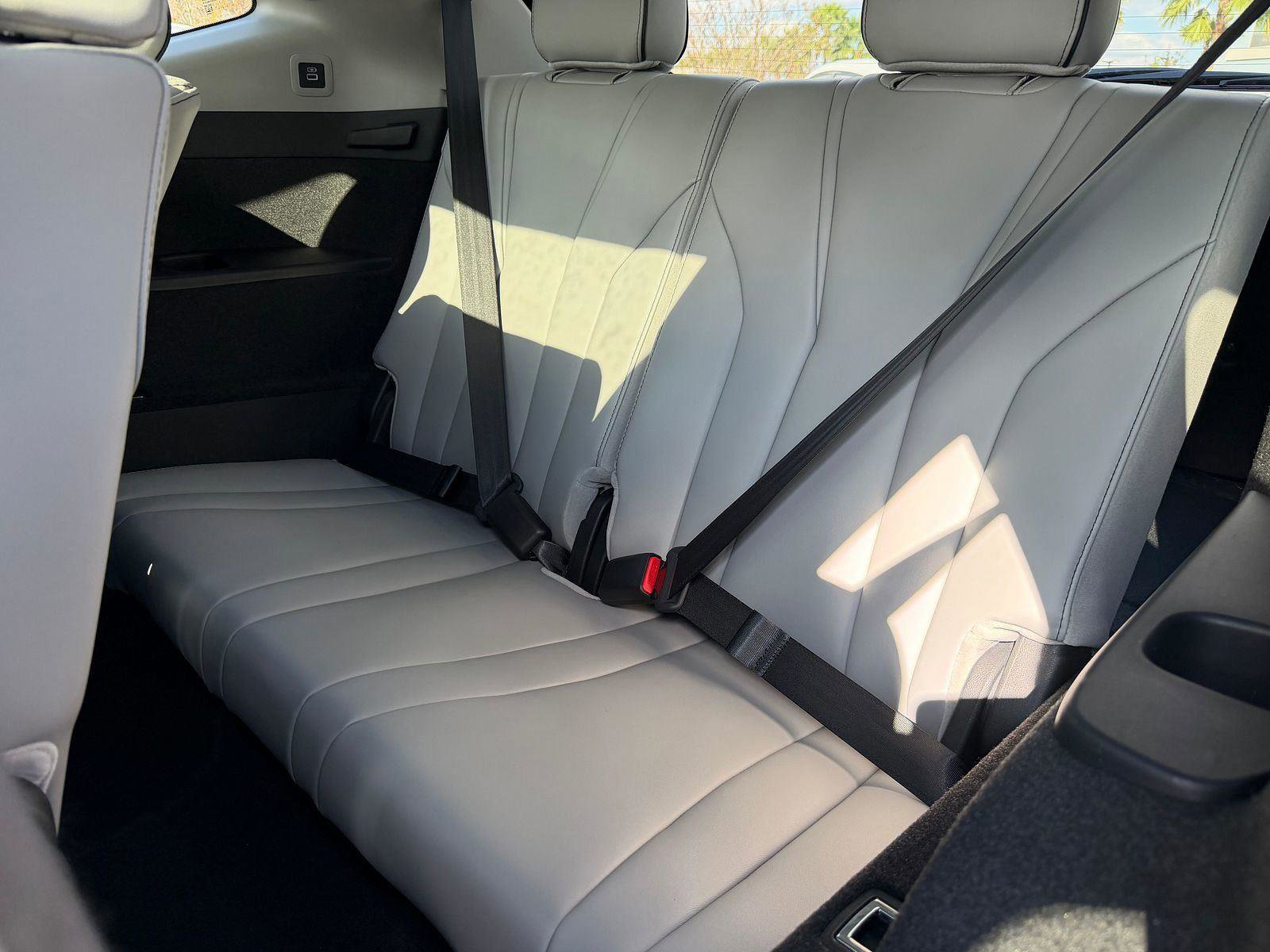 New 2026 Acura MDX SH-AWD w/ Advance Package image 4