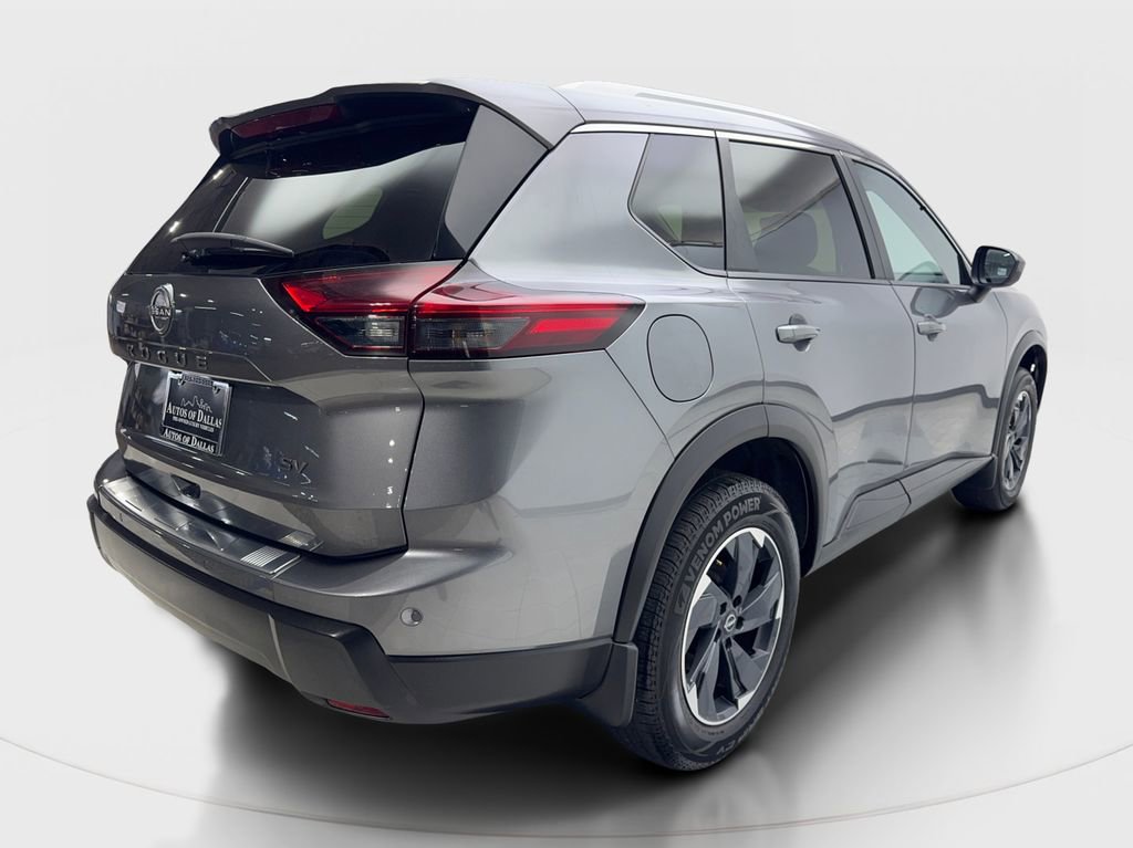 Used 2024 Nissan Rogue SV w/ SV Premium Package image 6