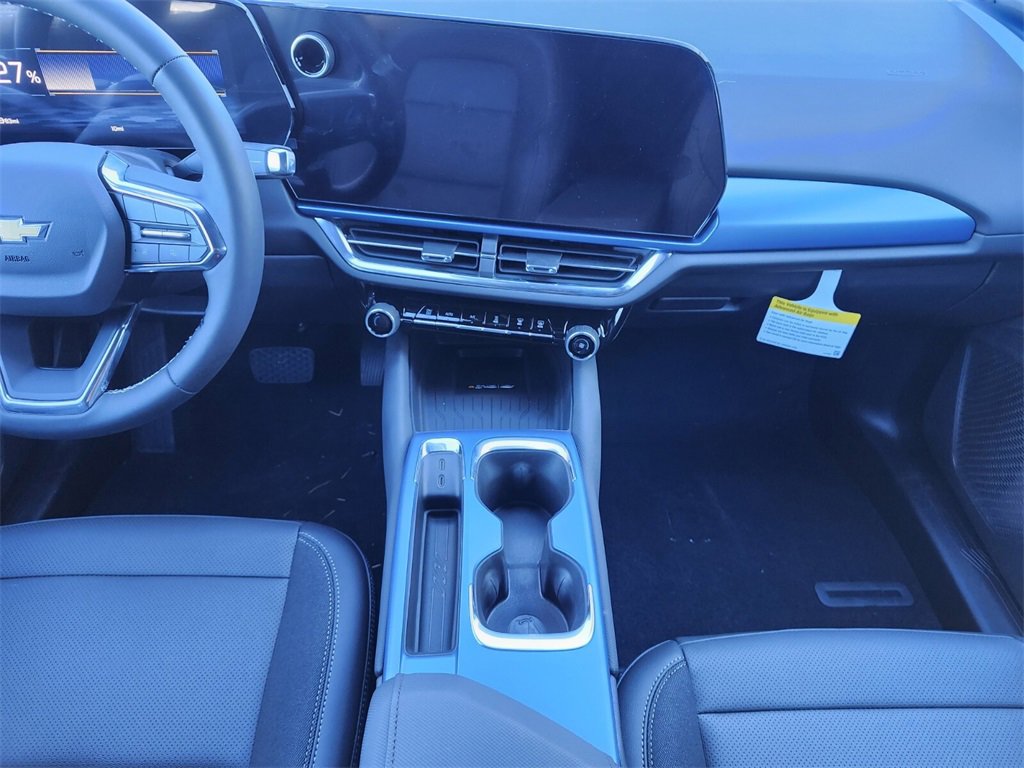 New 2026 Chevrolet Equinox EV LT image 14