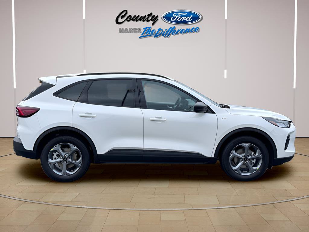 New 2026 Ford Escape ST-Line w/ Tech Pack #1 FWD image 24