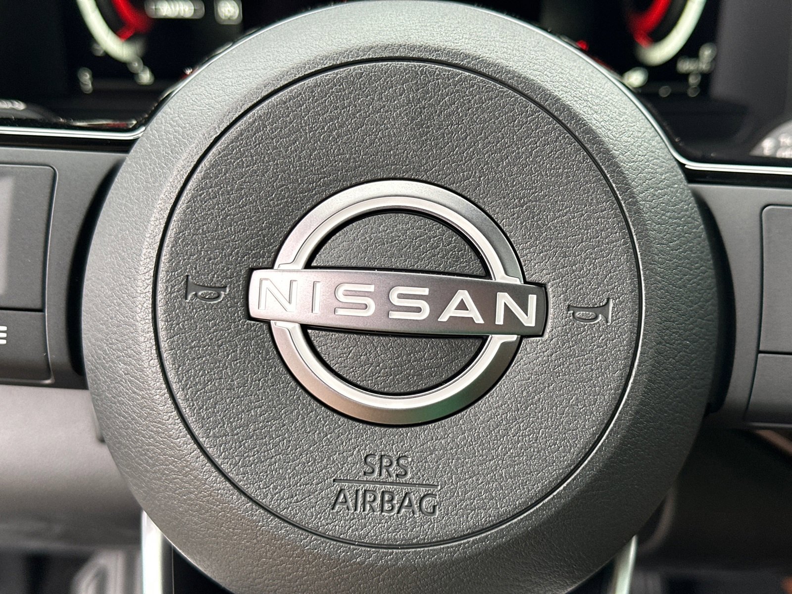 New 2025 Nissan Pathfinder Platinum w/ Lighting Package (N92) image 27