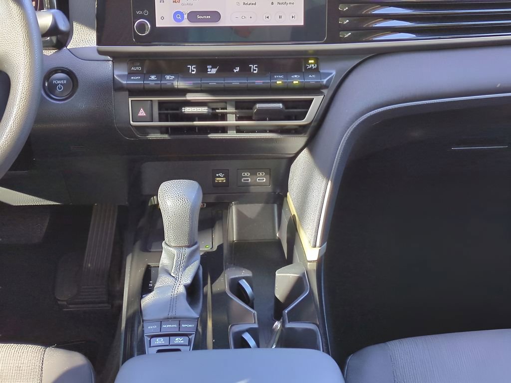 Certified 2025 Toyota Camry LE image 18