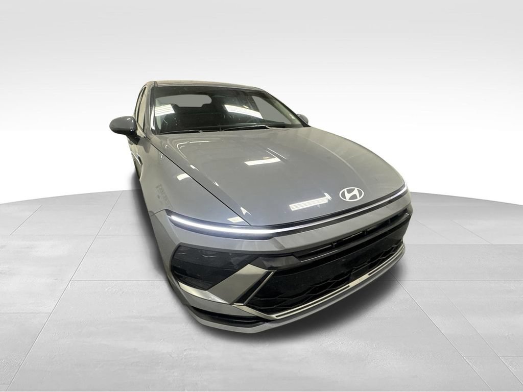 Used 2024 Hyundai Sonata SEL FWD image 4