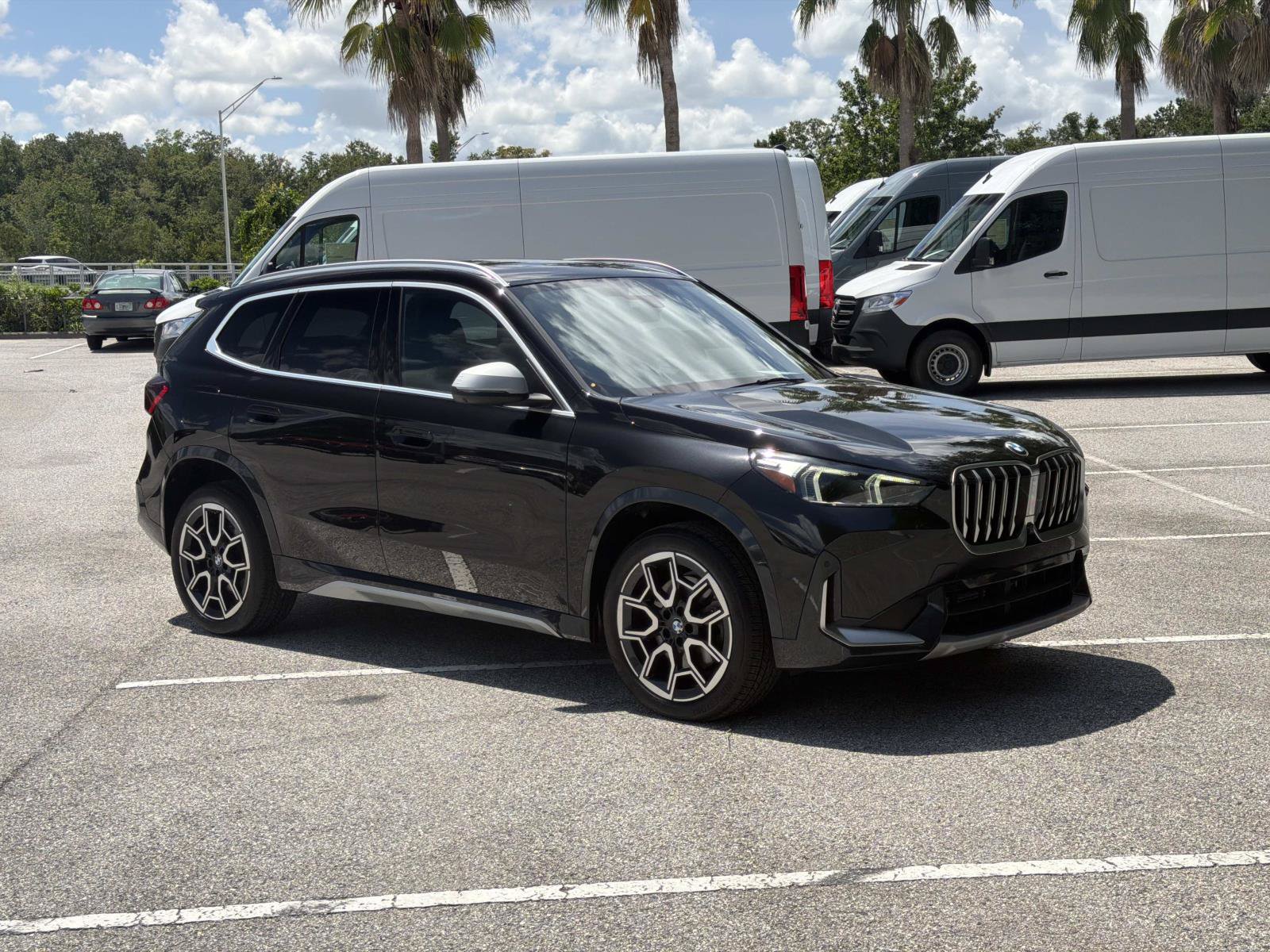 Certified 2024 BMW X1 xDrive28i w/ Technology Package AWD/4WD image 2