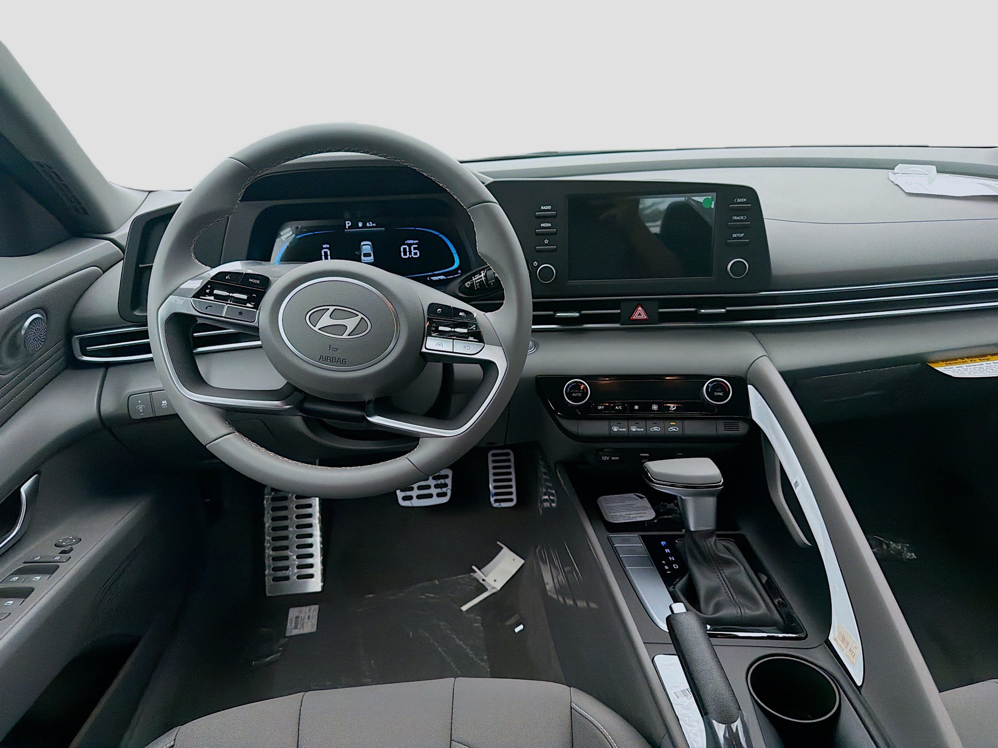 New 2026 Hyundai Elantra Sport FWD image 15