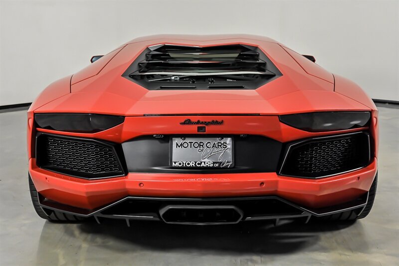 Used 2017 Lamborghini Aventador LP 700-4 AWD/4WD image 9