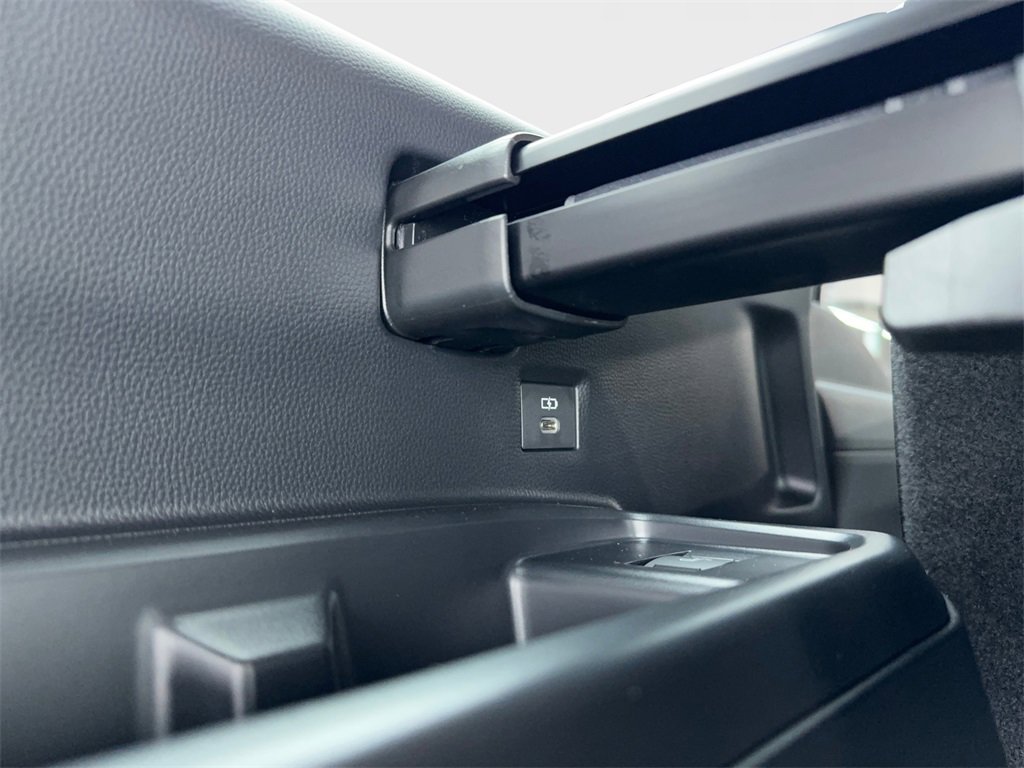 Used 2026 Lexus GX 550 image 18