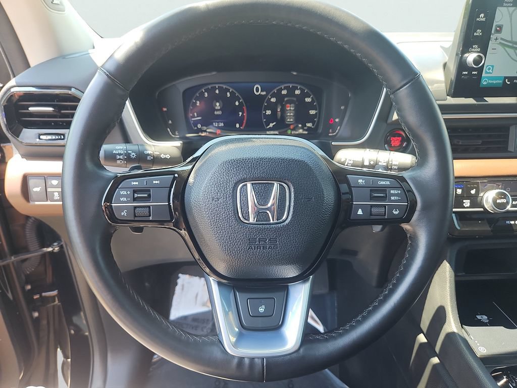 Used 2023 Honda Pilot Elite image 32
