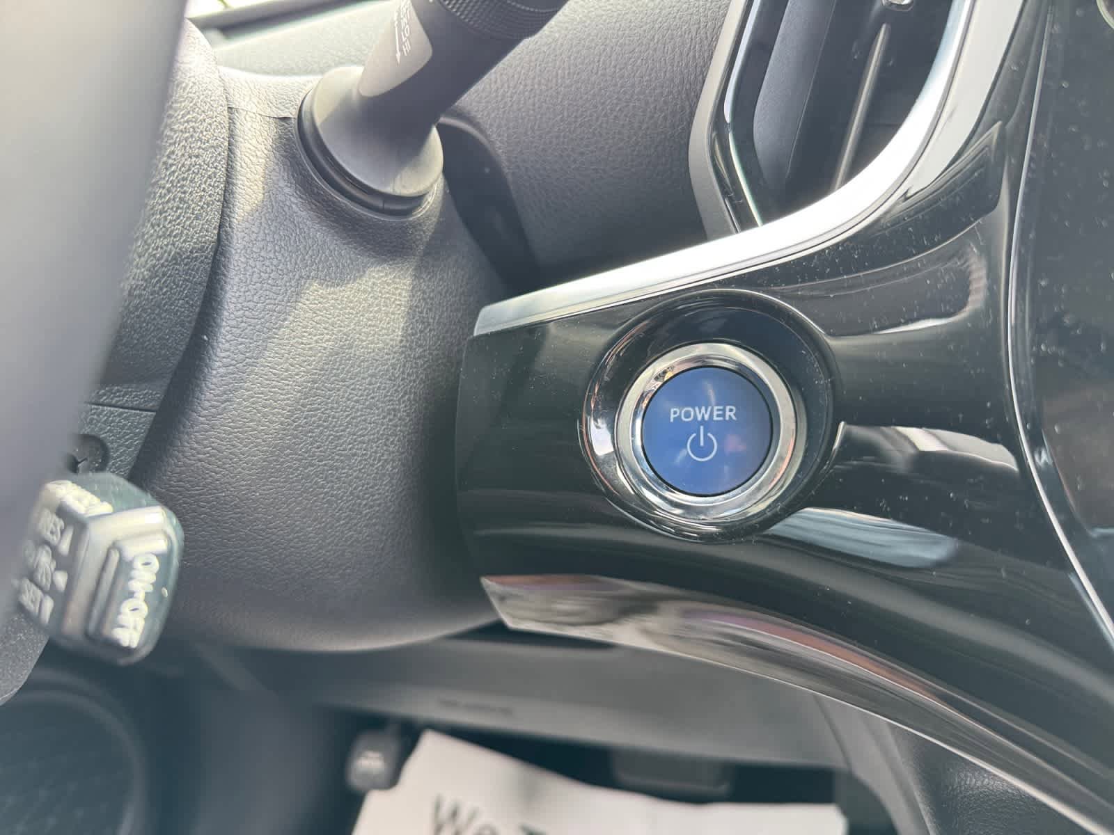 Used 2020 Toyota Prius Prime XLE image 6