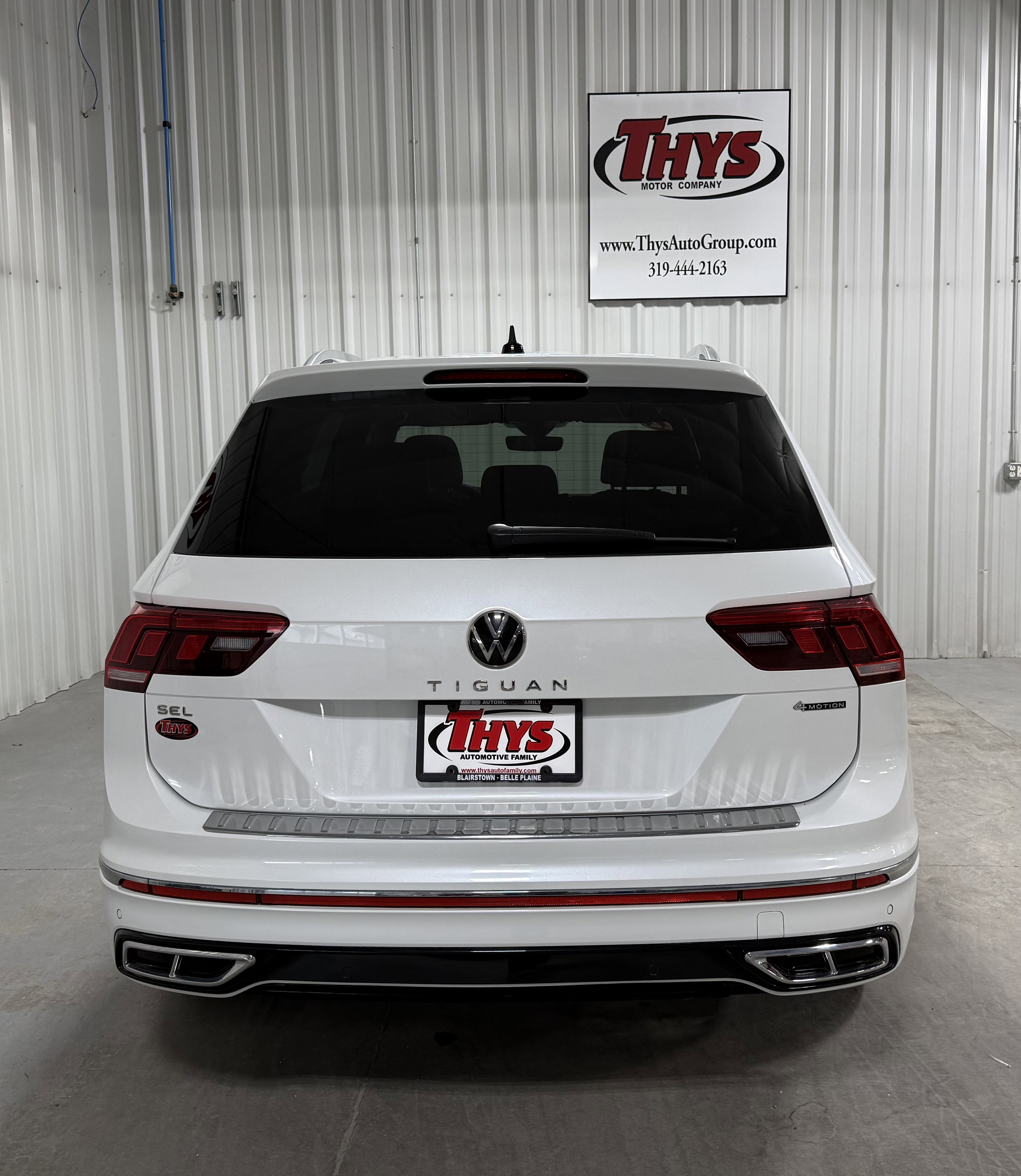 Used 2022 Volkswagen Tiguan SEL R-Line image 6