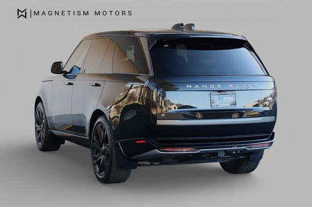 Used 2023 Land Rover Range Rover SE AWD/4WD image 9