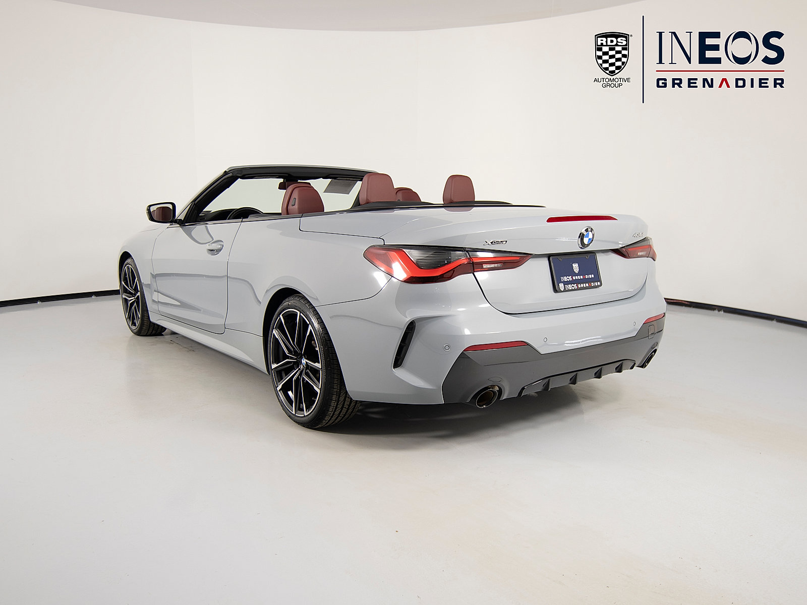 Used 2023 BMW 430i xDrive Convertible w/ M Sport Package image 8