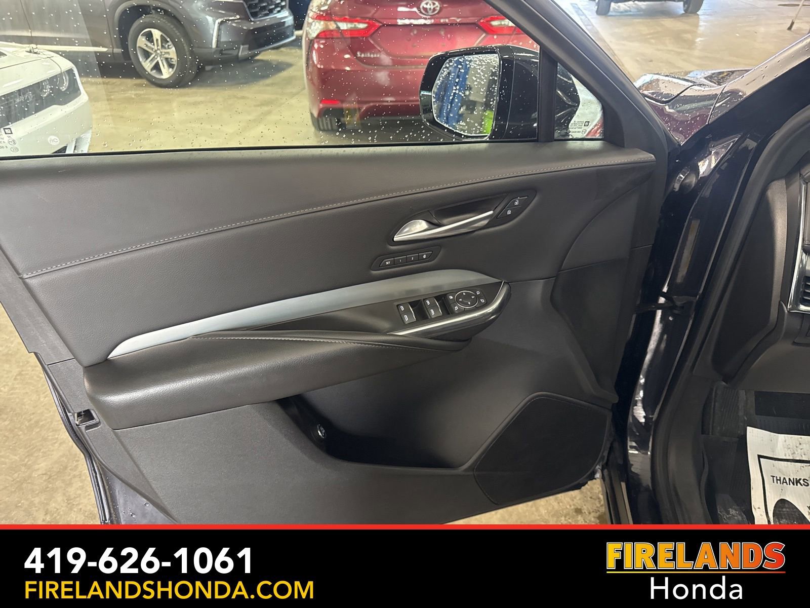 Used 2022 Cadillac XT4 Premium Luxury w/ Enhanced Visibility Package image 12