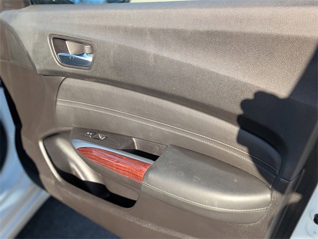 Used 2017 Acura TLX V6 SH-AWD w/ Technology Pkg image 34