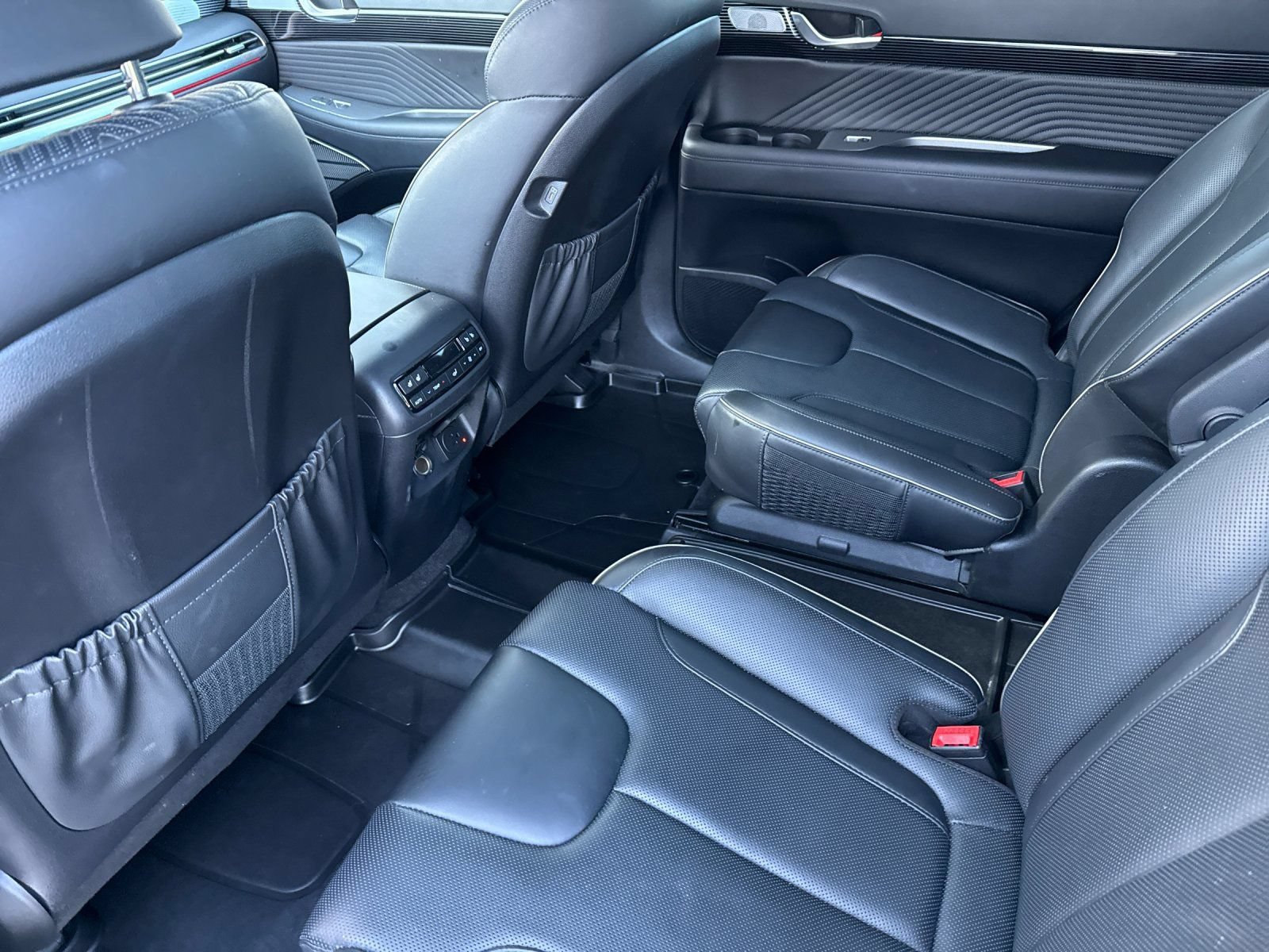 Used 2024 Hyundai Palisade Calligraphy AWD/4WD image 12