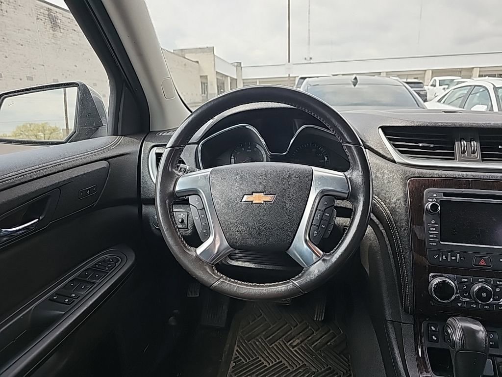 Used 2016 Chevrolet Traverse LT image 6