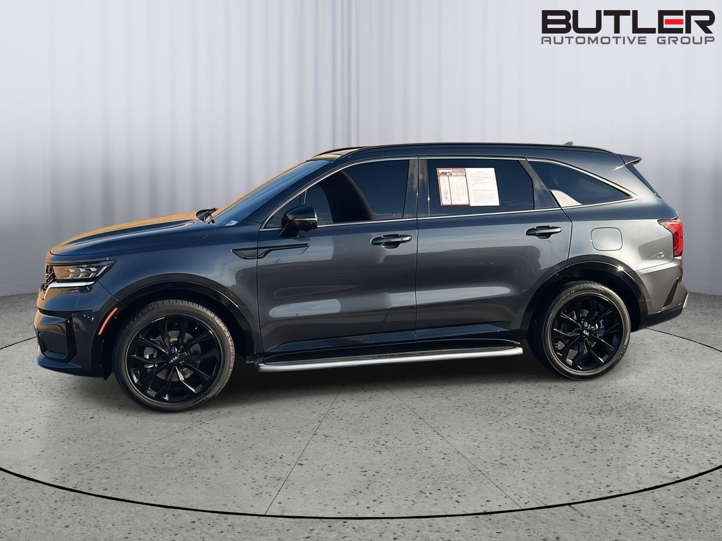 Used 2021 Kia Sorento SX image 3