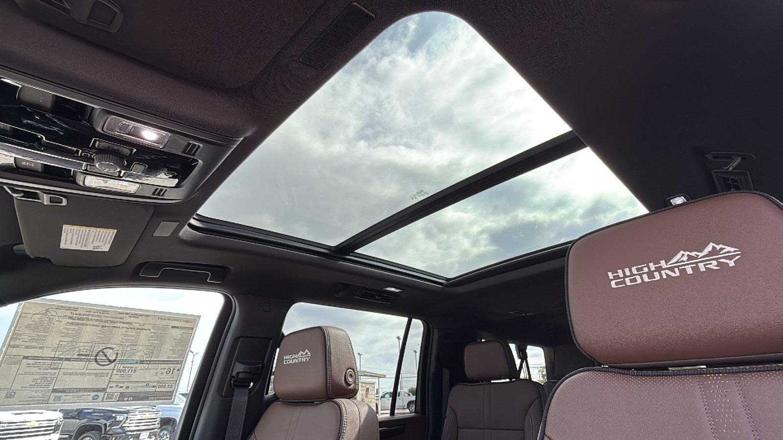 New 2026 Chevrolet Suburban High Country image 12