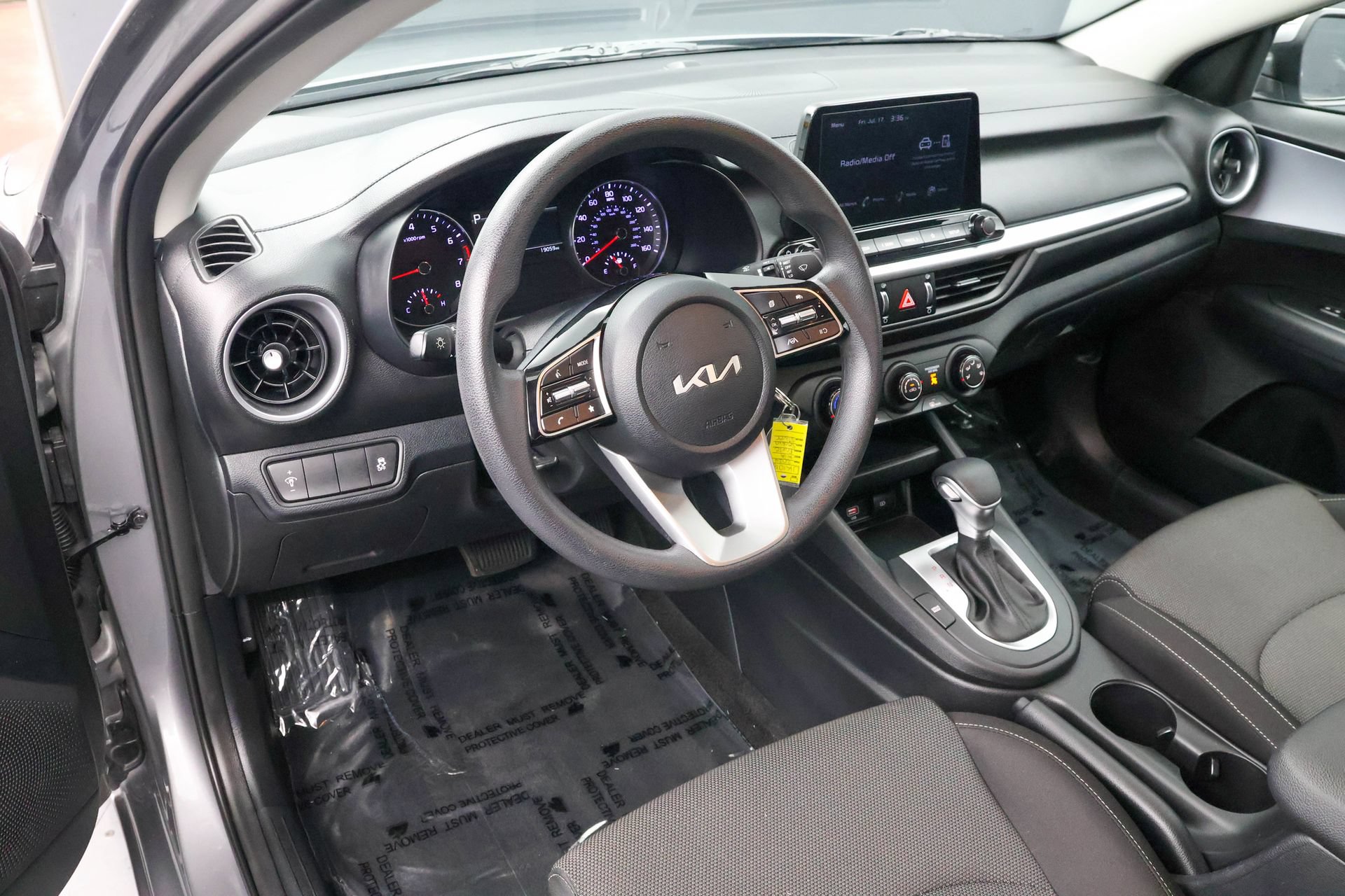 Used 2024 Kia Forte LXS FWD image 5