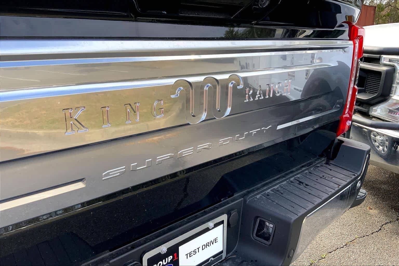 New 2026 Ford F350 King Ranch w/ Chrome Package image 15