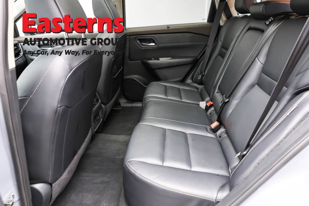 Used 2023 Nissan Rogue SL w/ SL Premium Package AWD/4WD image 22