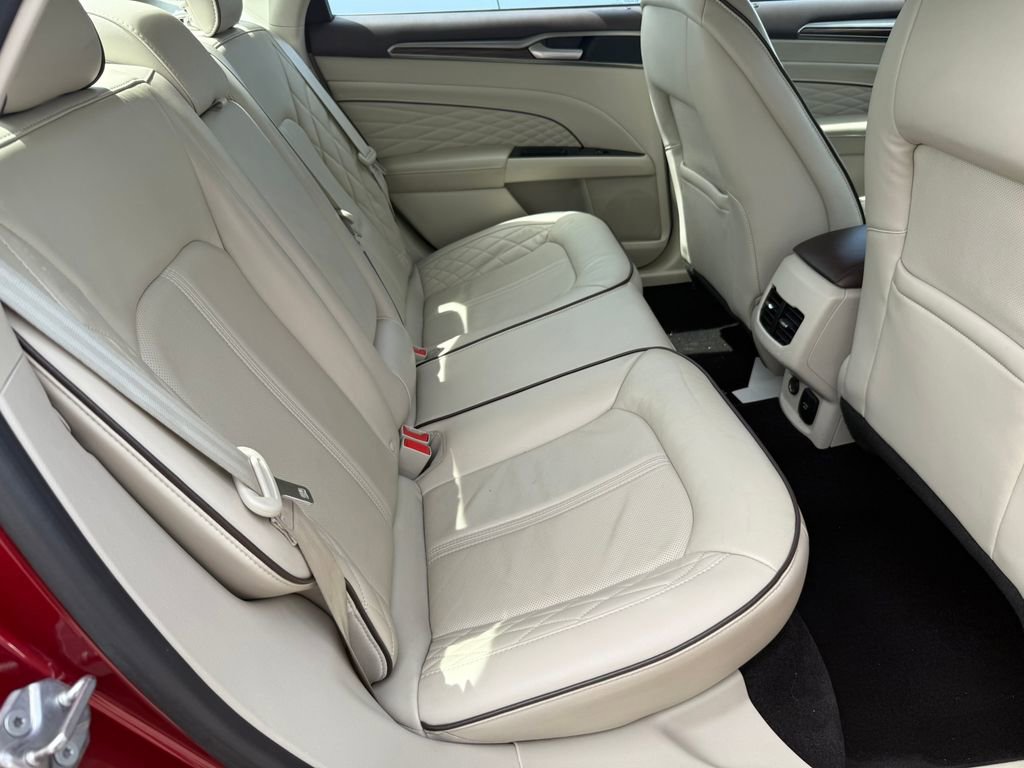 Used 2017 Ford Fusion Energi Platinum FWD image 11