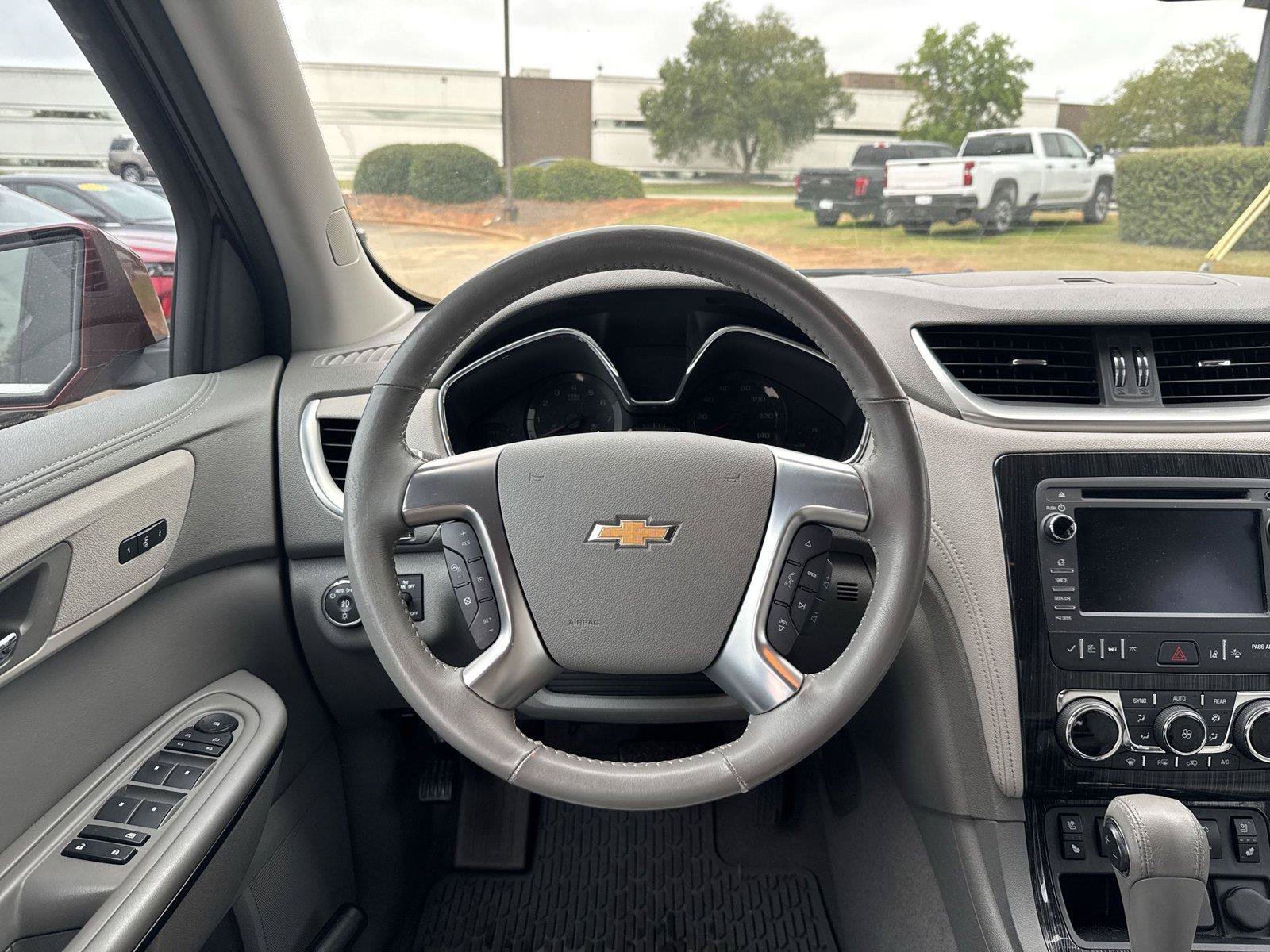 Used 2016 Chevrolet Traverse LTZ FWD image 13