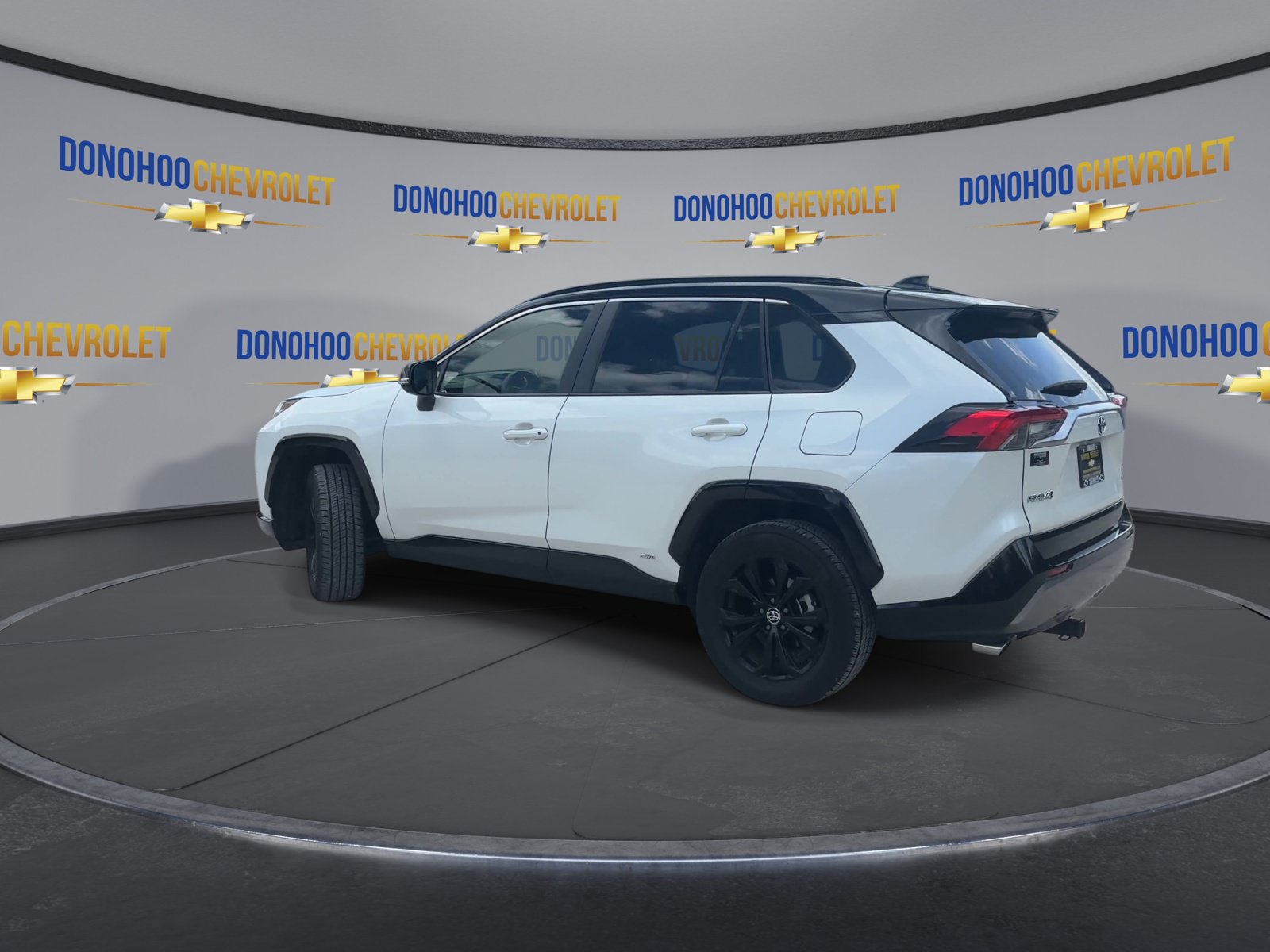Used 2022 Toyota RAV4 XSE w/ XSE Grade Weather Package AWD/4WD image 9
