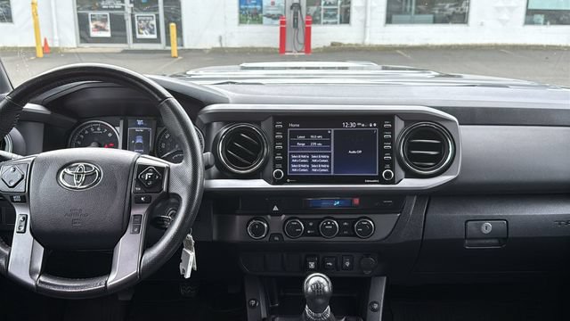 Certified 2022 Toyota Tacoma TRD Sport AWD/4WD image 22