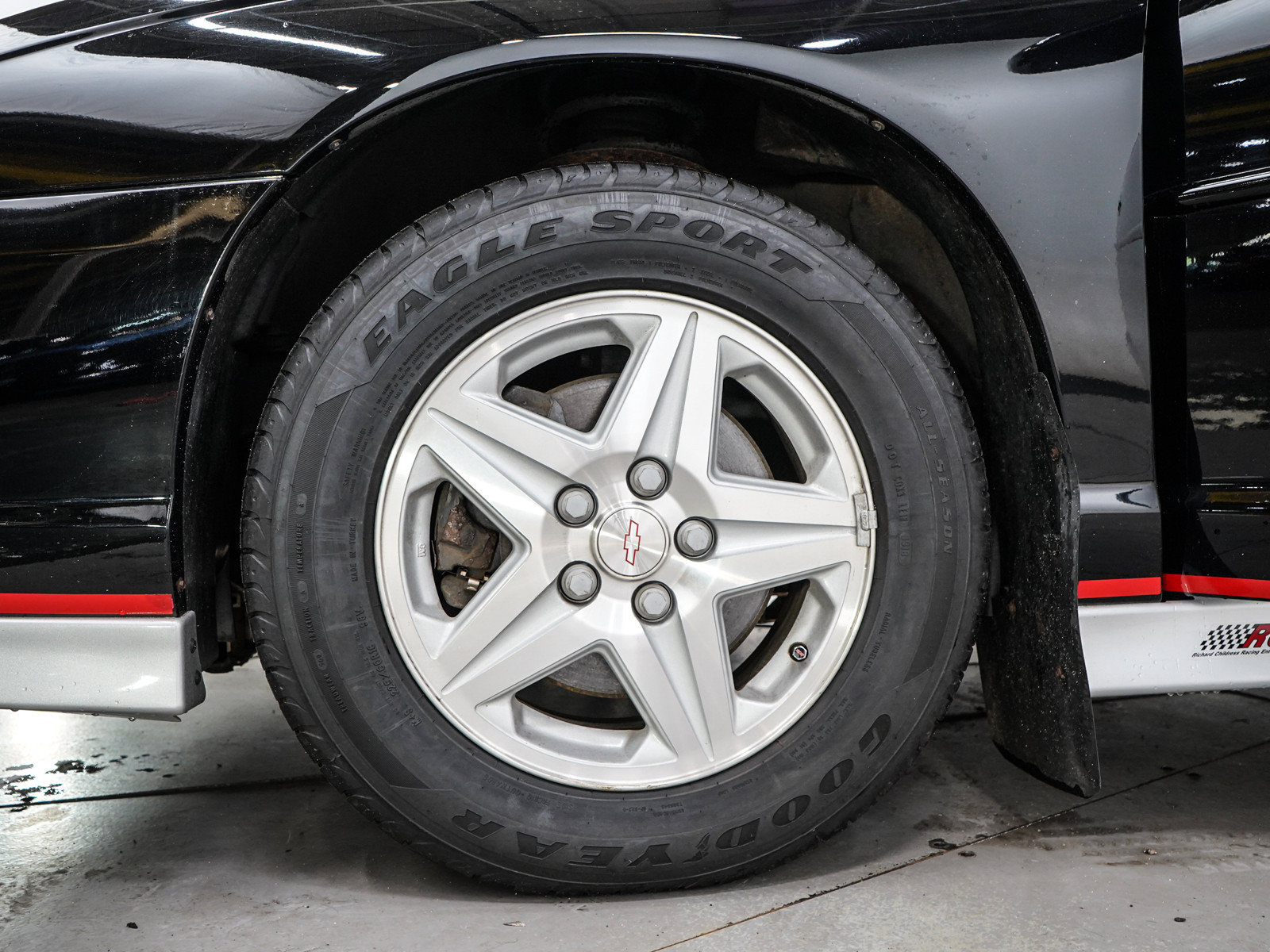 Used 2002 Chevrolet Monte Carlo SS w/ Preferred Equipment Group FWD image 25