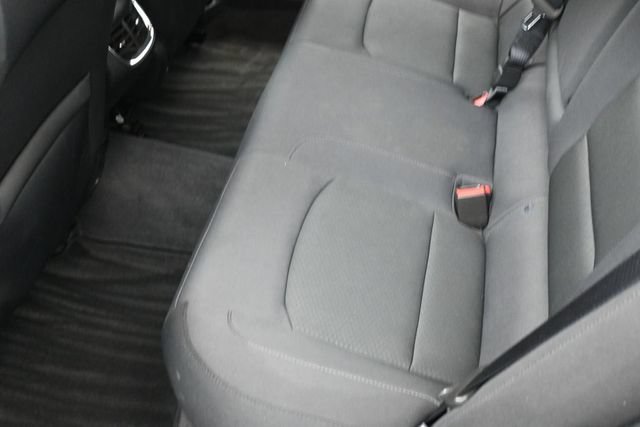 Used 2018 Chevrolet Malibu LT FWD image 24