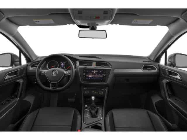 Used 2021 Volkswagen Tiguan SE FWD image 8