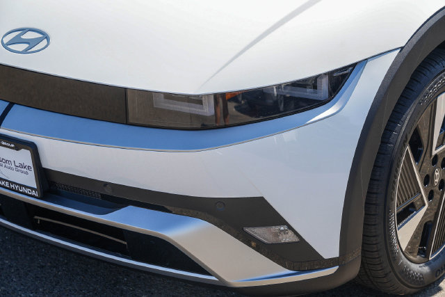 New 2026 Hyundai Ioniq 5 SEL RWD image 10