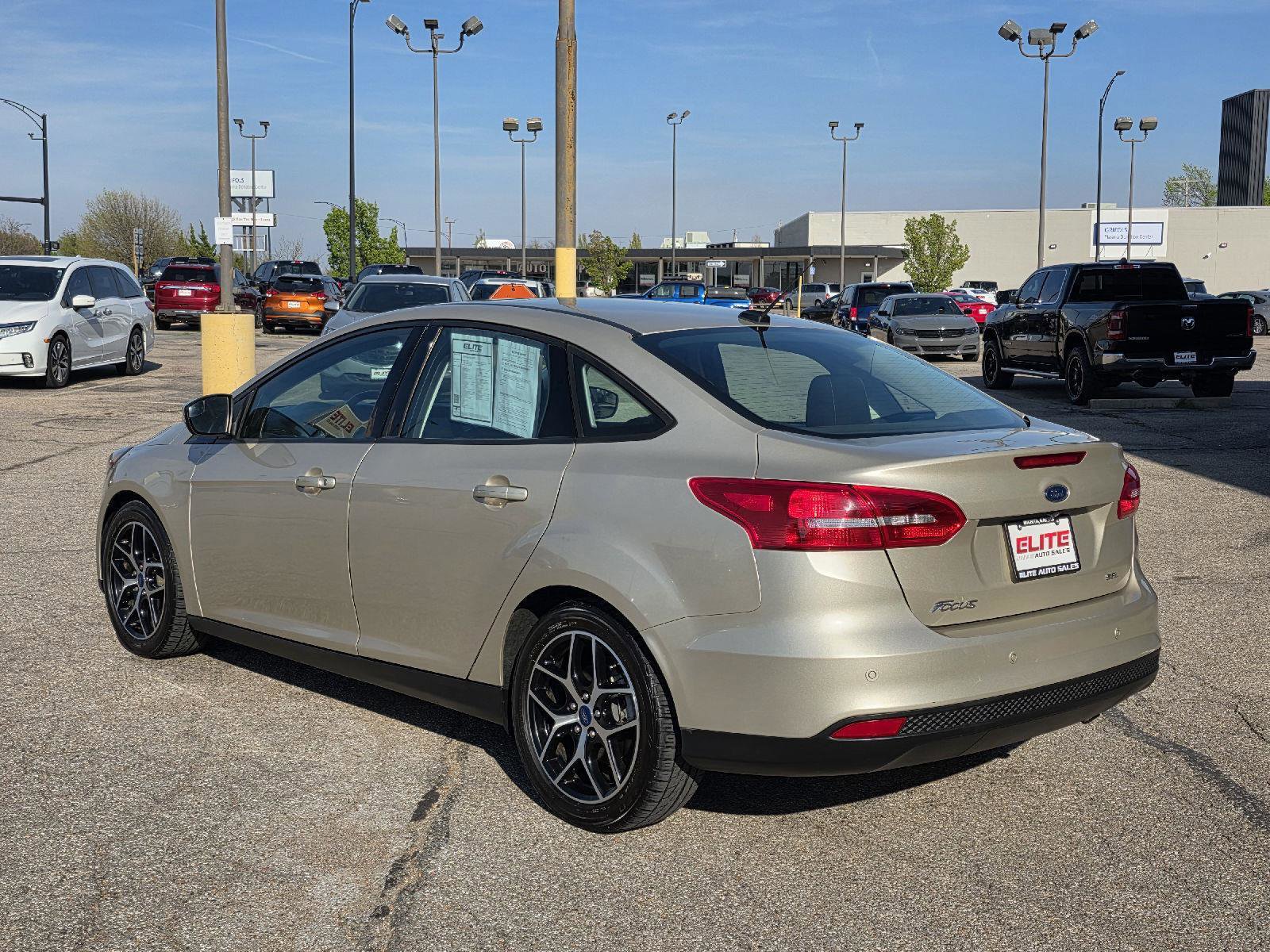 Used 2018 Ford Focus SEL w/ Cold Weather Package image 7