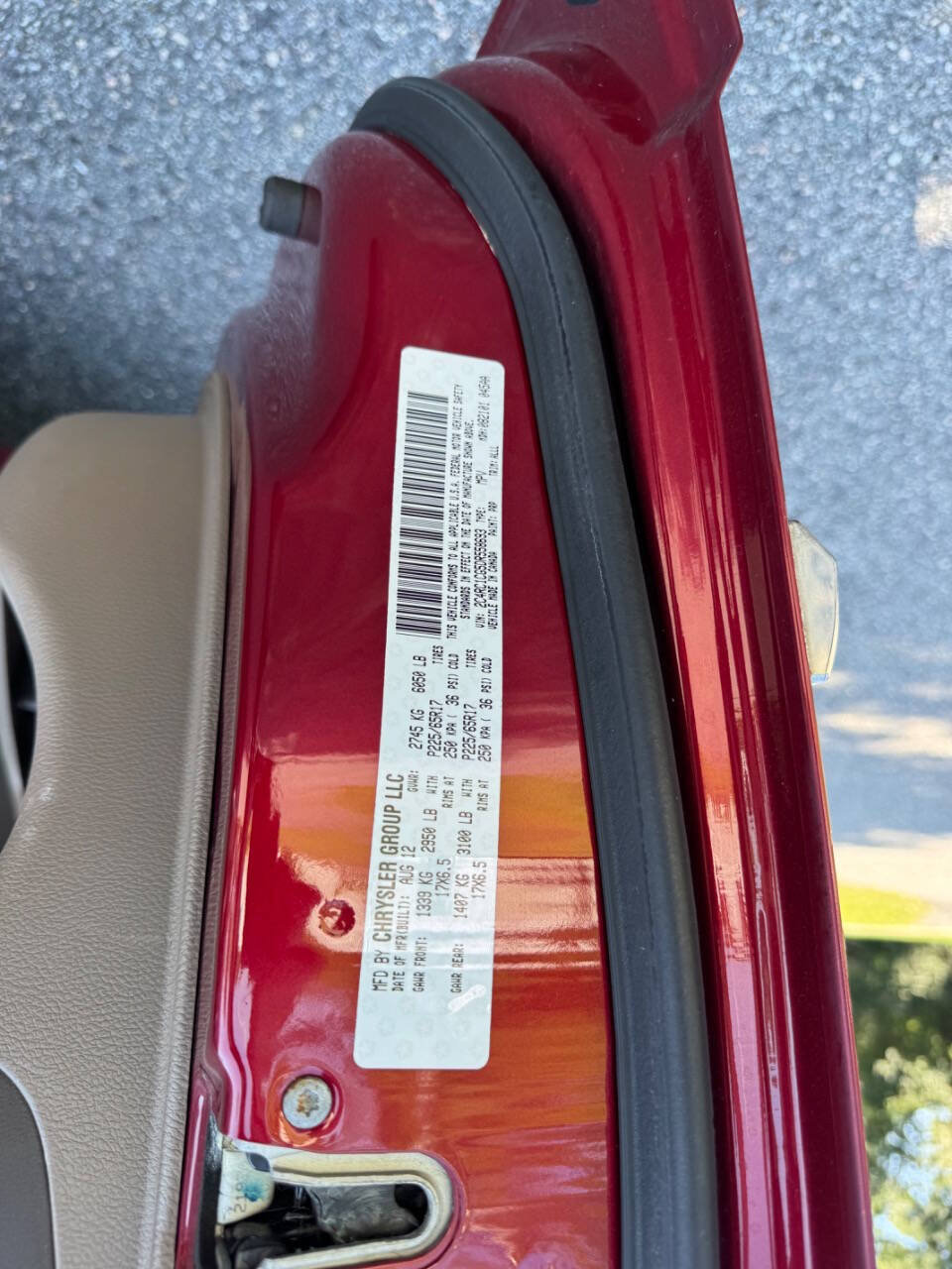 Used 2013 Chrysler Town & Country Touring-L w/ Entertainment Group #2 FWD image 52