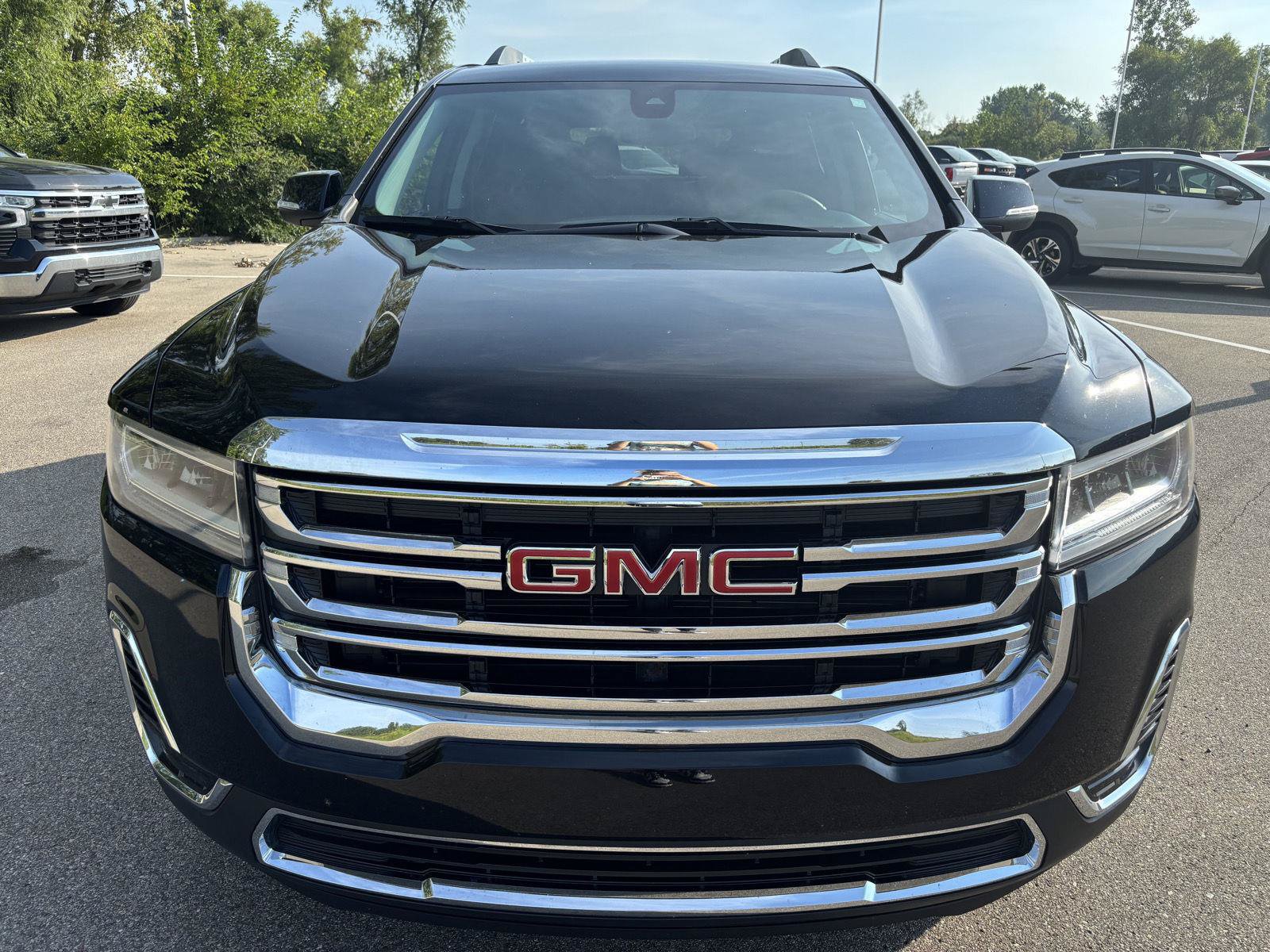 Used 2023 GMC Acadia SLE w/ Driver Convenience Package AWD/4WD image 10
