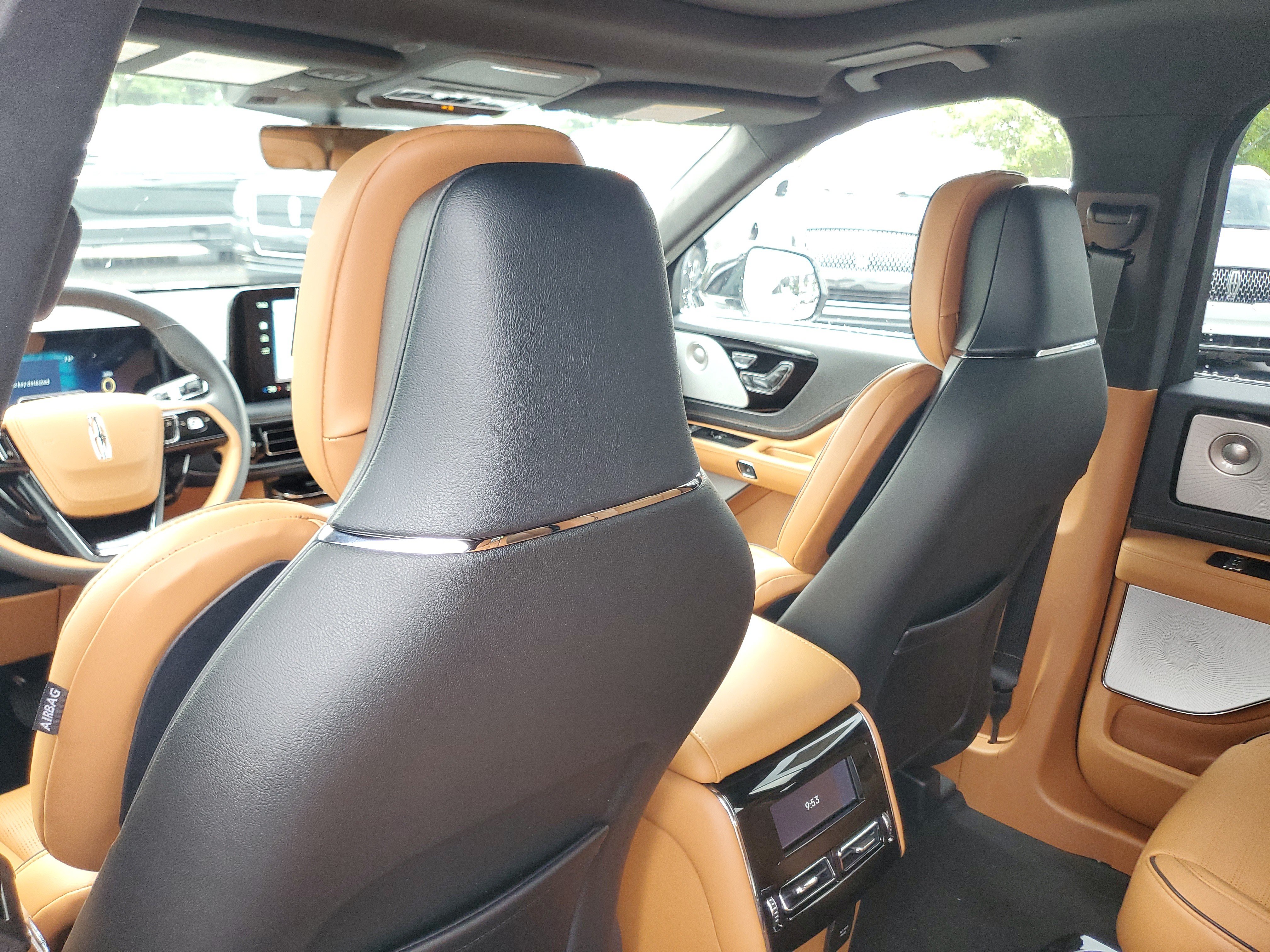 New 2027 Lincoln Aviator Black Label w/ Dynamic Handling Package AWD/4WD image 24