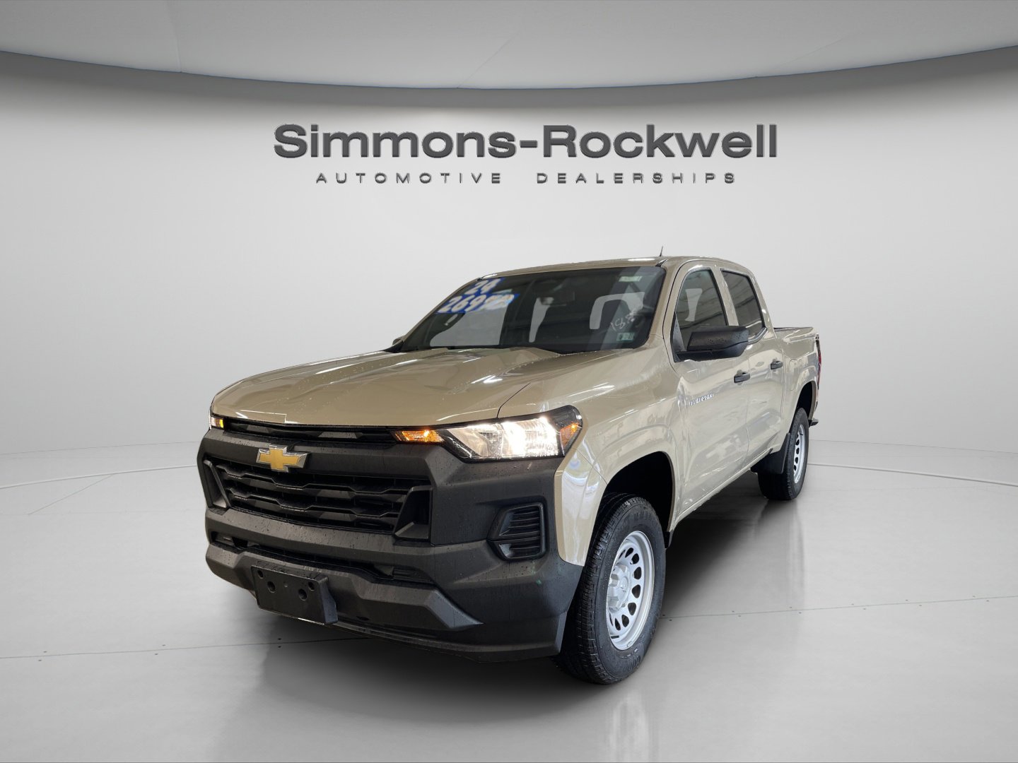 Used 2024 Chevrolet Colorado W/T RWD image 1
